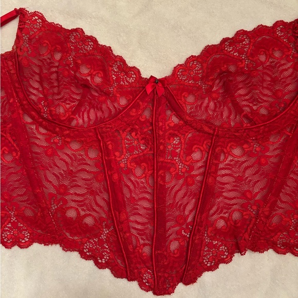 Trashy Lingerie red lace underwire bustier, size medium - Picture 5 of 11